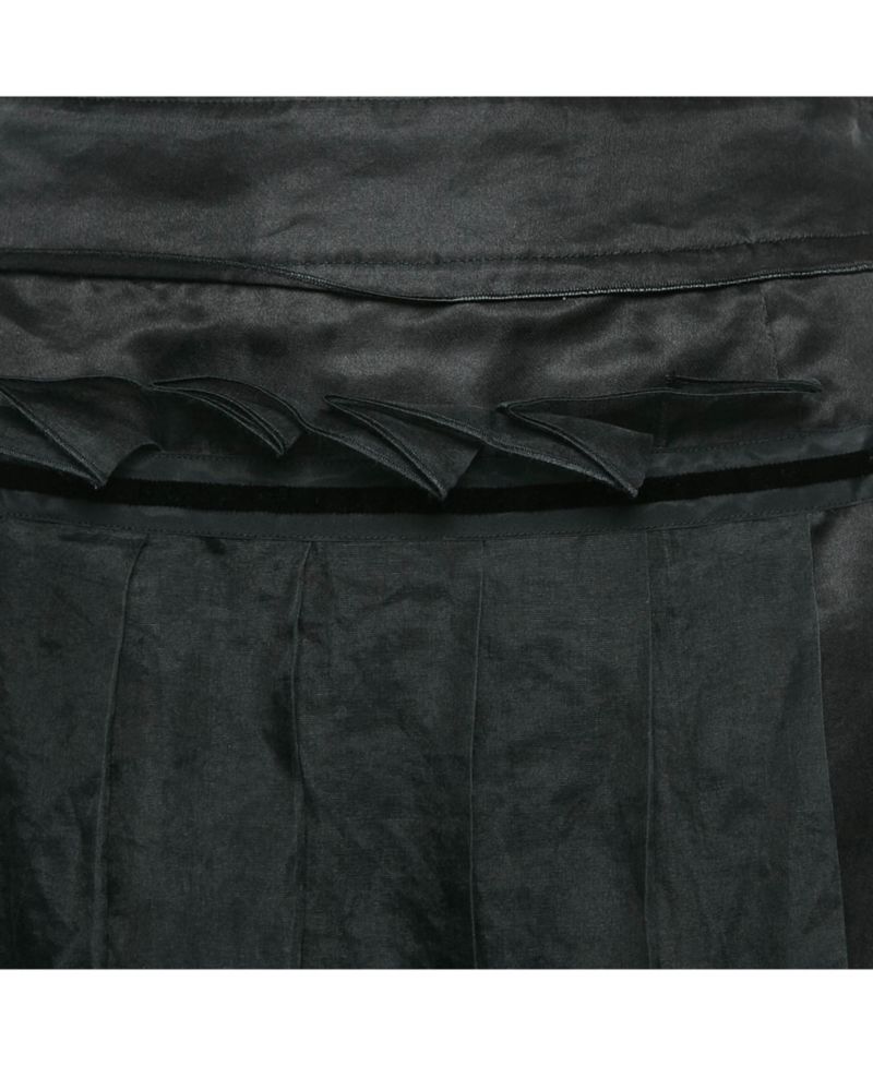Women's Pre-Owned Dolce and Gabbana Black Crepe Pleated Mini Skirt