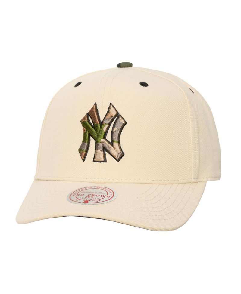 Men's and Women's Cream New York Yankees Camo Logo Pro Crown Snapback Hat