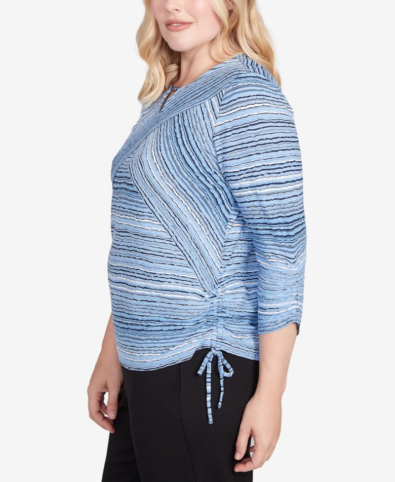 Women's Spliced Textured Stripe Knit Top