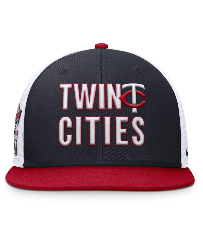 Men's Navy Minnesota Twins Pro Trucker Snapback Hat