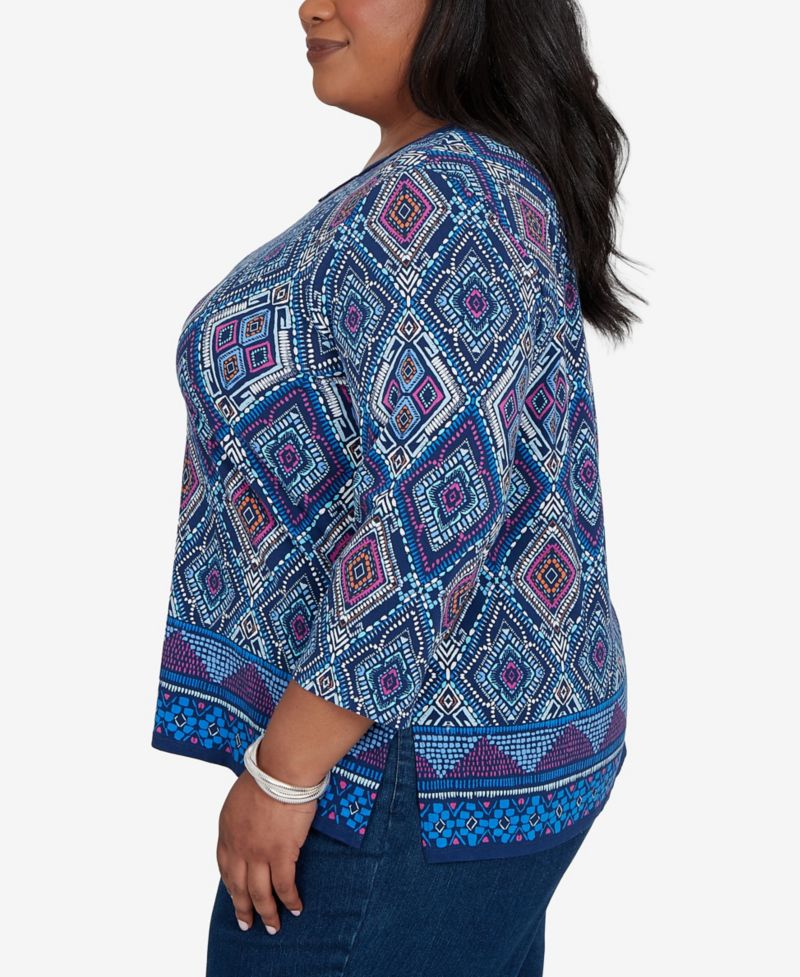 Plus Size Kaleidoscope Print Knit Top