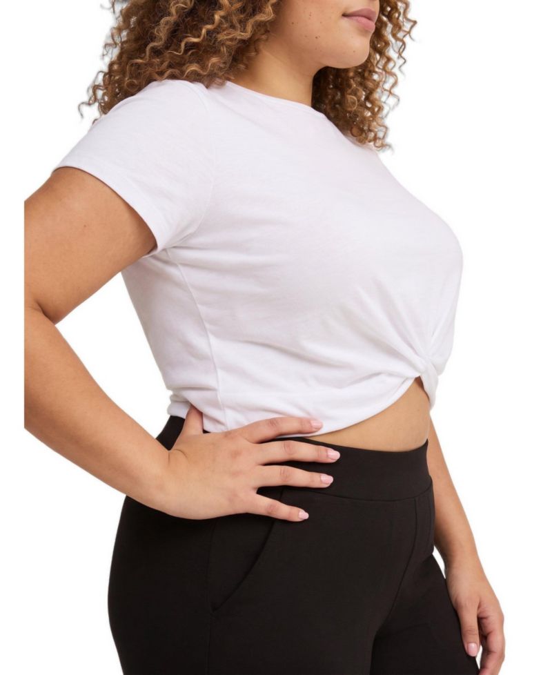 Plus Size 4-Way Stretch High-Rise Crop Pocket Legging