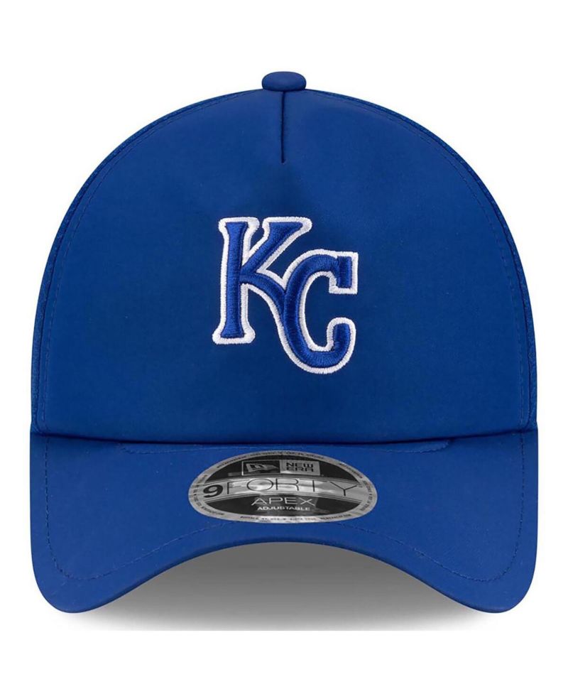Men's Royal Kansas City Royals 2026 Batting Practice Apex 9FORTY Adjustable Trucker Hat
