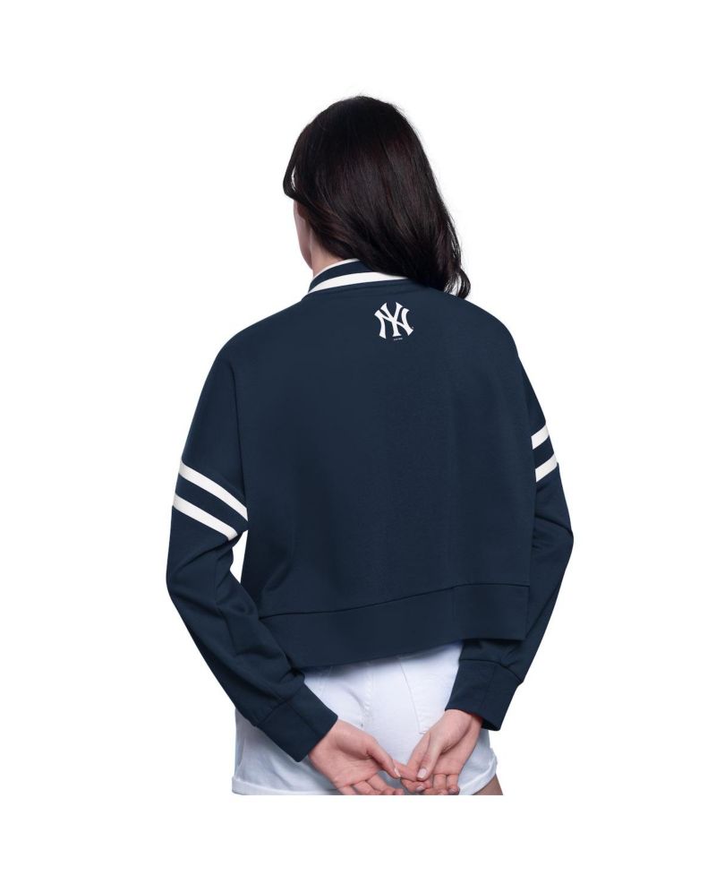 Women's Navy New York Yankees Power Play Cropped Pullover Sweatshirt