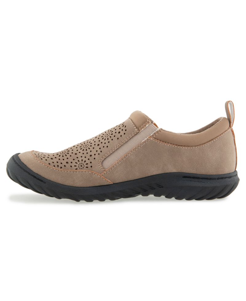 Women's Avery Closed Round Toe Casual Flats