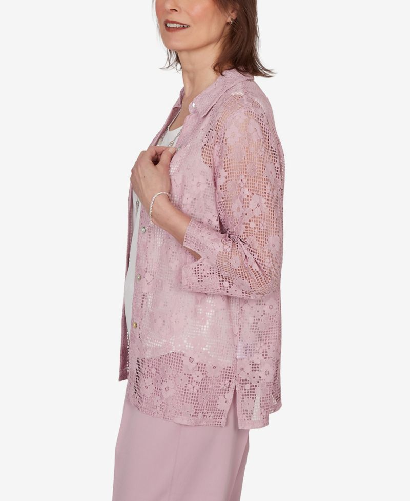 Women's Vintage Charm Floral Lace Two-In-One Top with Necklace