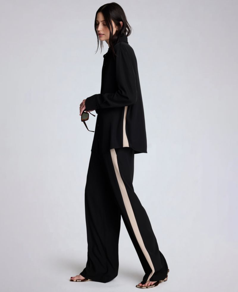 Women's Oversized Button-Front Collared Shirt