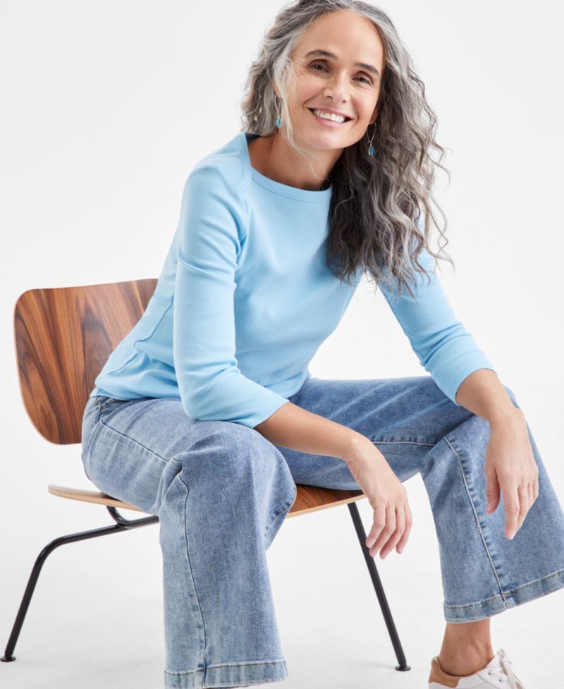 Plus Size 3/4 Sleeve Boat-Neck Top