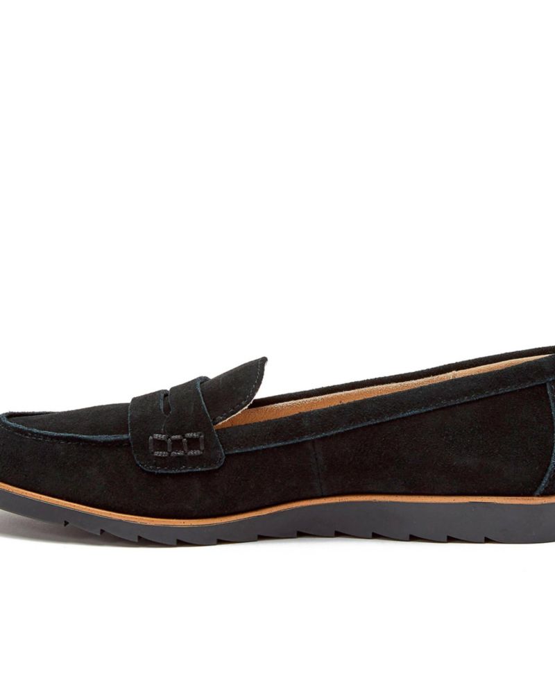 Women's Comfort Lug Sole Suede Loafers