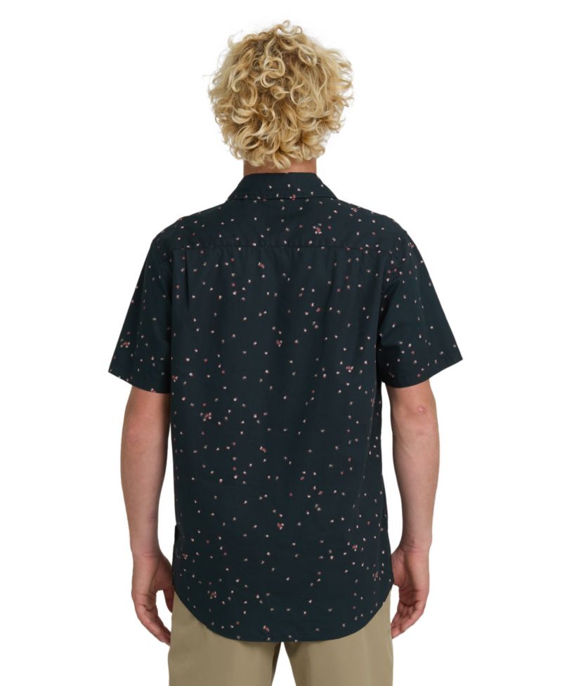 Men's Classic Short-Sleeve Shirt
