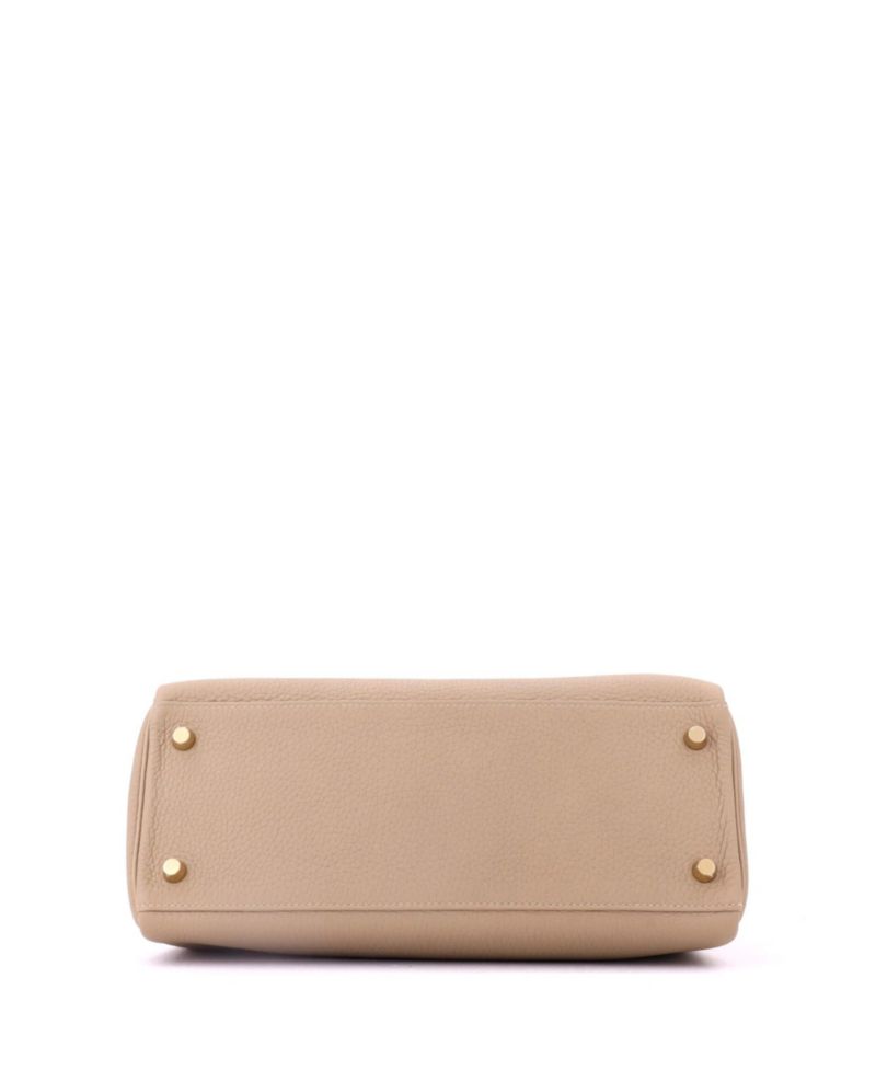 Kelly 28 Handbag Light Clemence with Gold Hardware