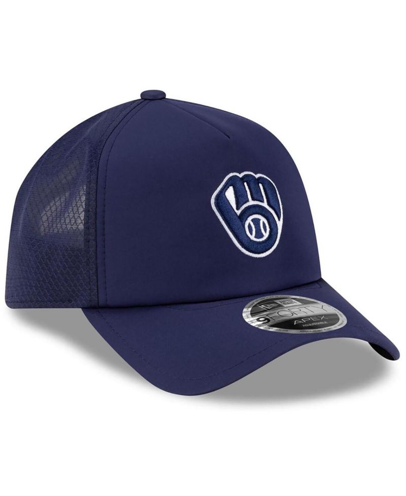 Men's Navy Milwaukee Brewers 2026 Batting Practice Apex 9FORTY Adjustable Trucker Hat