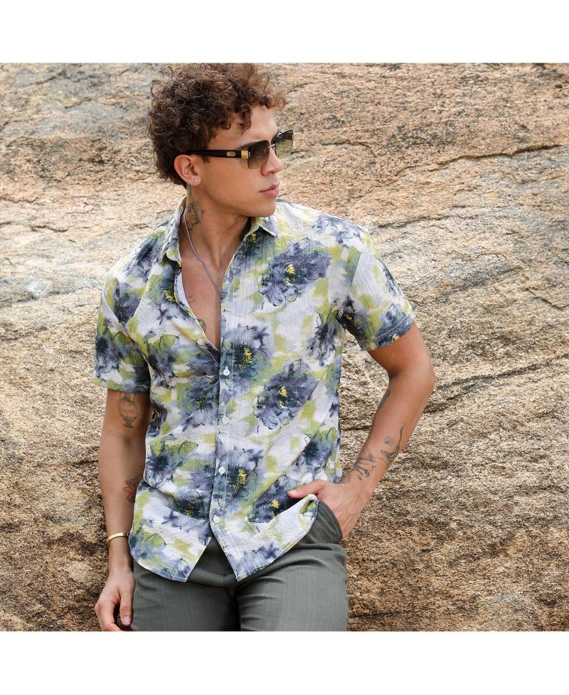 Men's Navy Blue & Powder White Smudged Botanical Shirt
