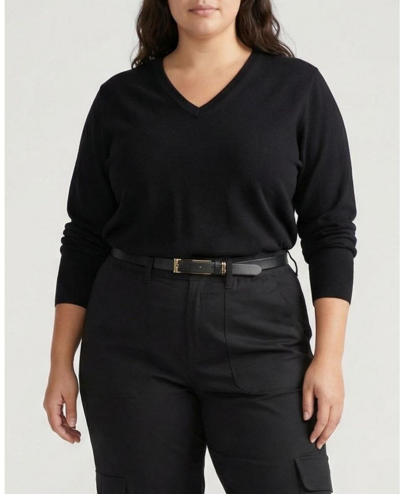 Plus Size Savvy Fine Knit V Sweater