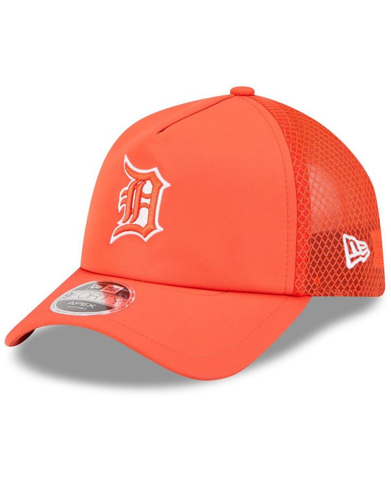 Men's Orange Detroit Tigers 2026 Batting Practice Apex 9FORTY Adjustable Trucker Hat