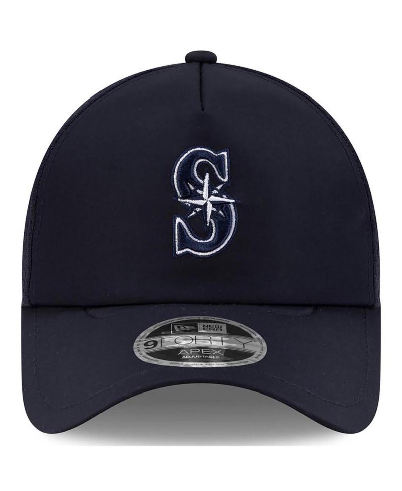 Men's Navy Seattle Mariners 2026 Batting Practice Apex 9FORTY Adjustable Trucker Hat