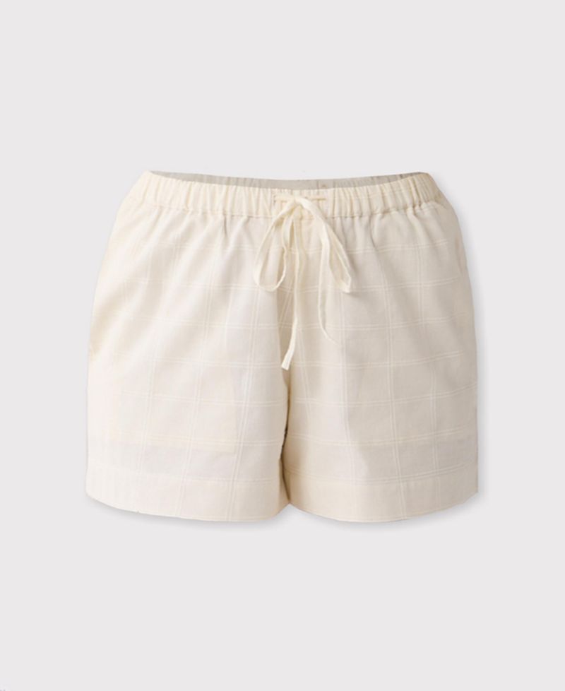 Women's Regular Fit Shorts in Textured Cotton