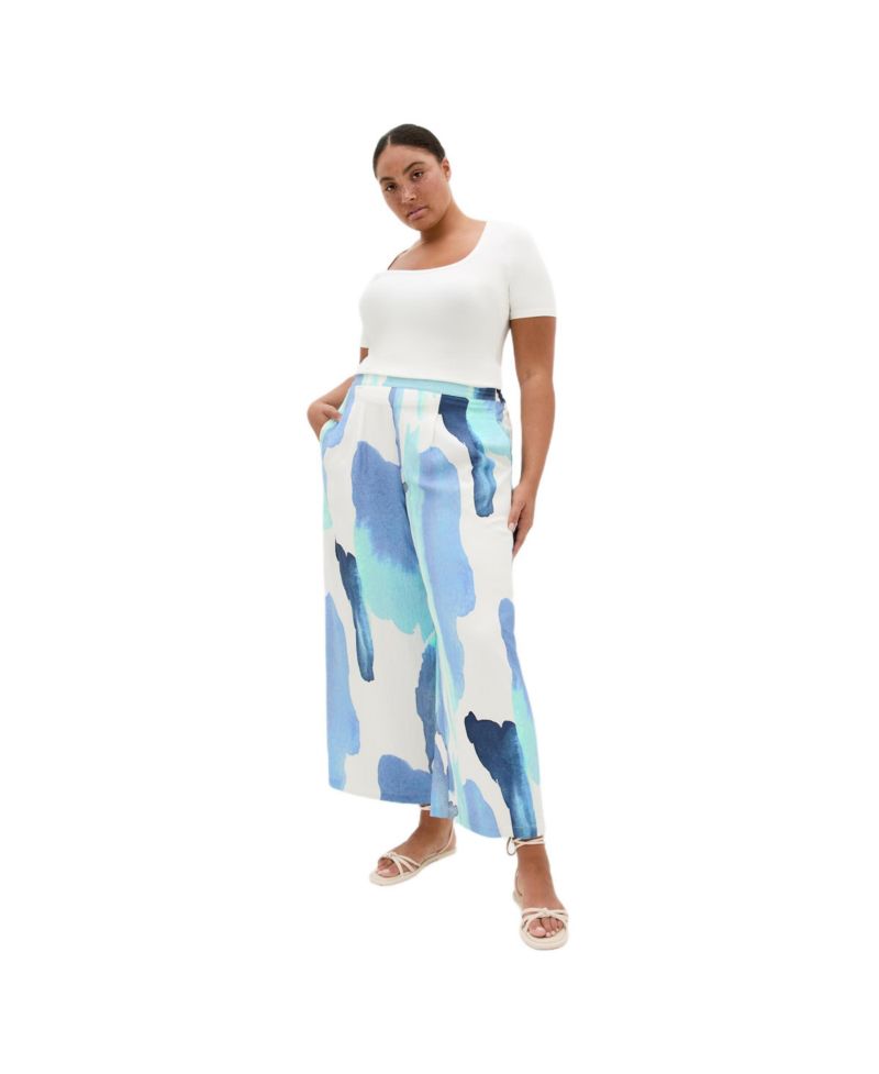 Plus Size Surface Level Print Pant
