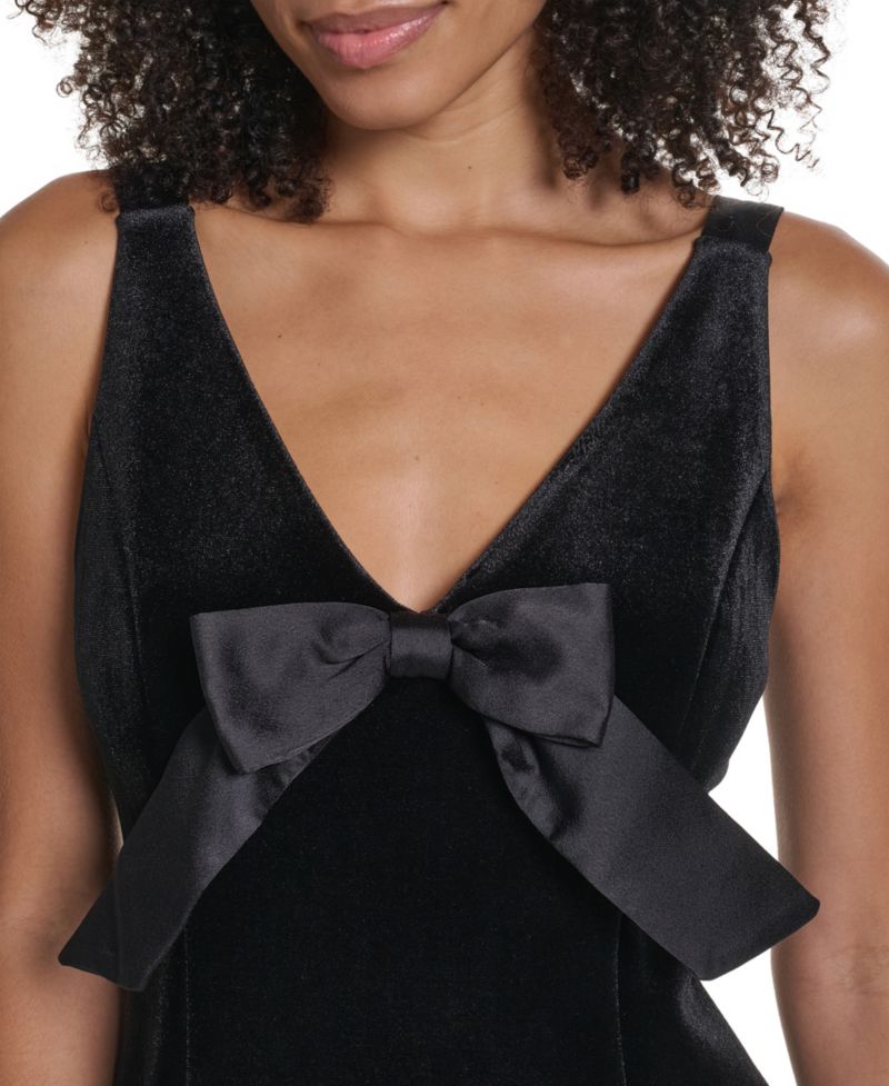 Women's Velvet Fit & Flare V-Neck Dress