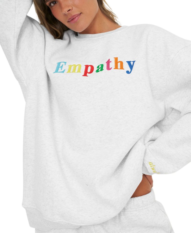 Juniors' Classic Crewneck Oversized Graphic Sweatshirt
