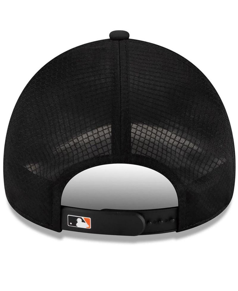 Men's Black San Francisco Giants 2026 Batting Practice Apex 9FORTY Adjustable Trucker Hat