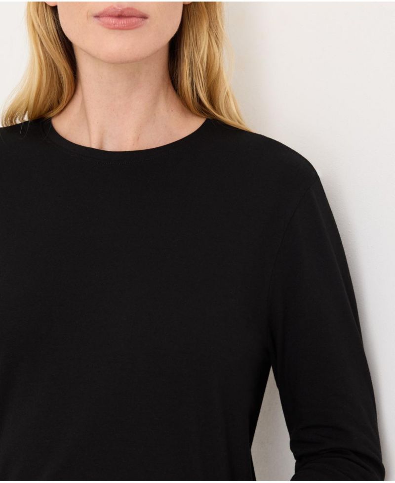 Women's Luxe Essential Crewneck Long Sleeve Tee Made with Organic Cotton