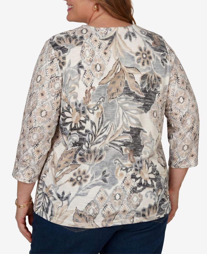 Plus Size Geo Leaf Patchwork 3/4-Sleeve Crewneck Knit Top
