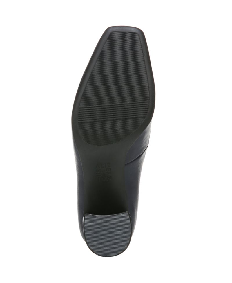 Women's Warner Pumps