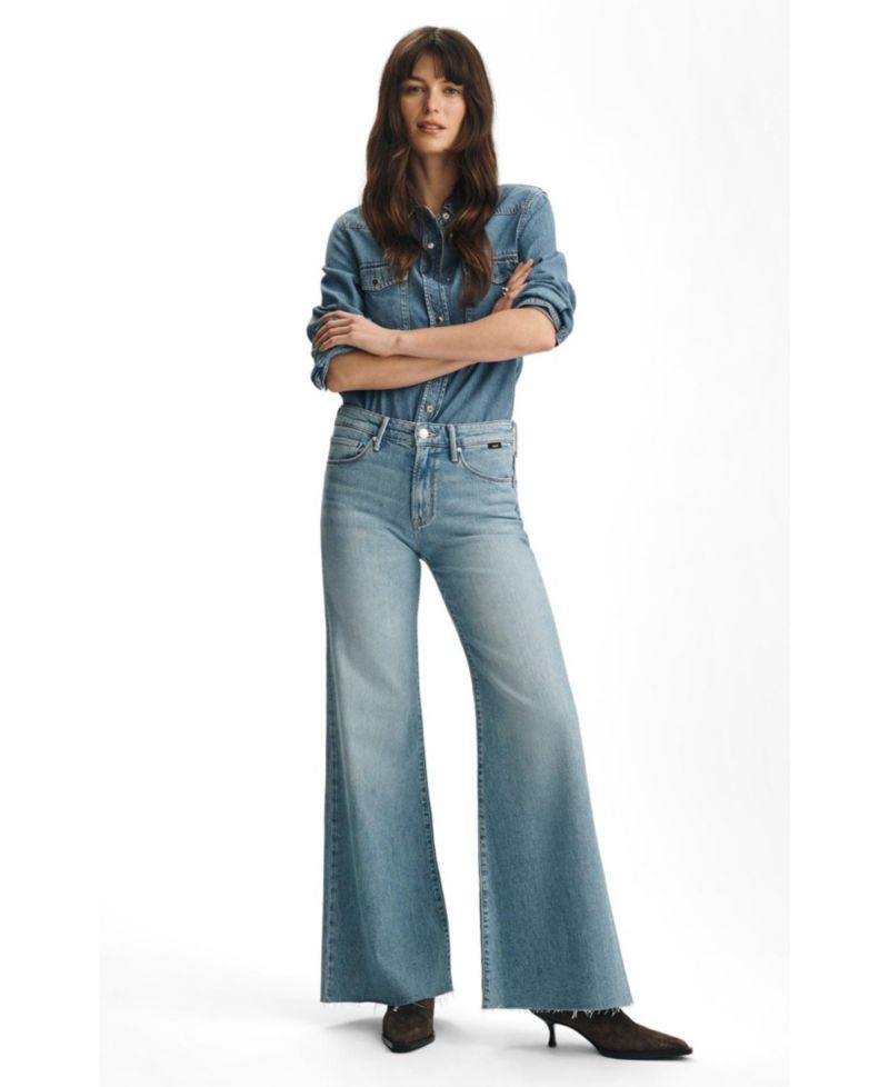 Women's Grace Mid Rise Flare In Bleached Classic Blue