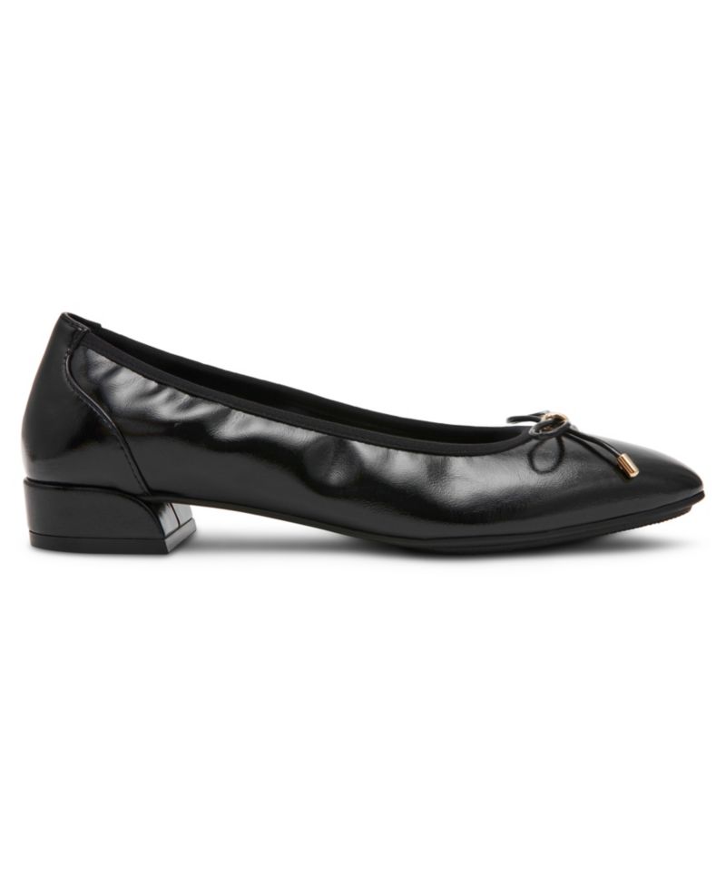Women's Divine Slip-On Dress Pumps