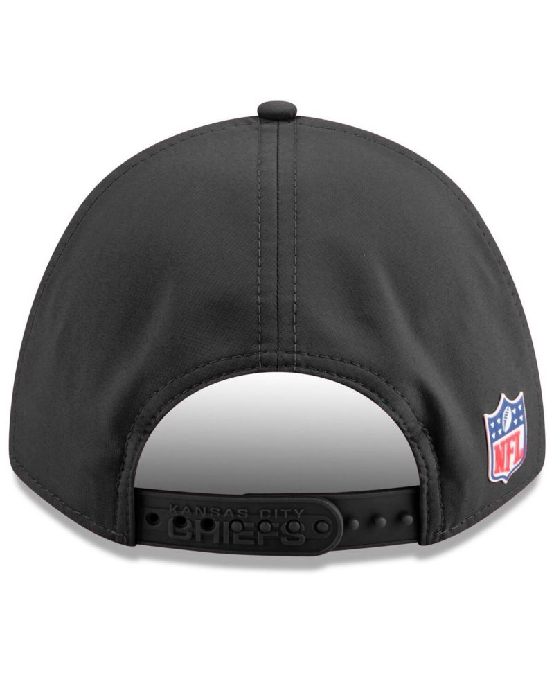 Men's Charcoal Kansas City Chiefs 2025 Sideline Cold Weather 9FORTY M-Crown Adjustable Hat