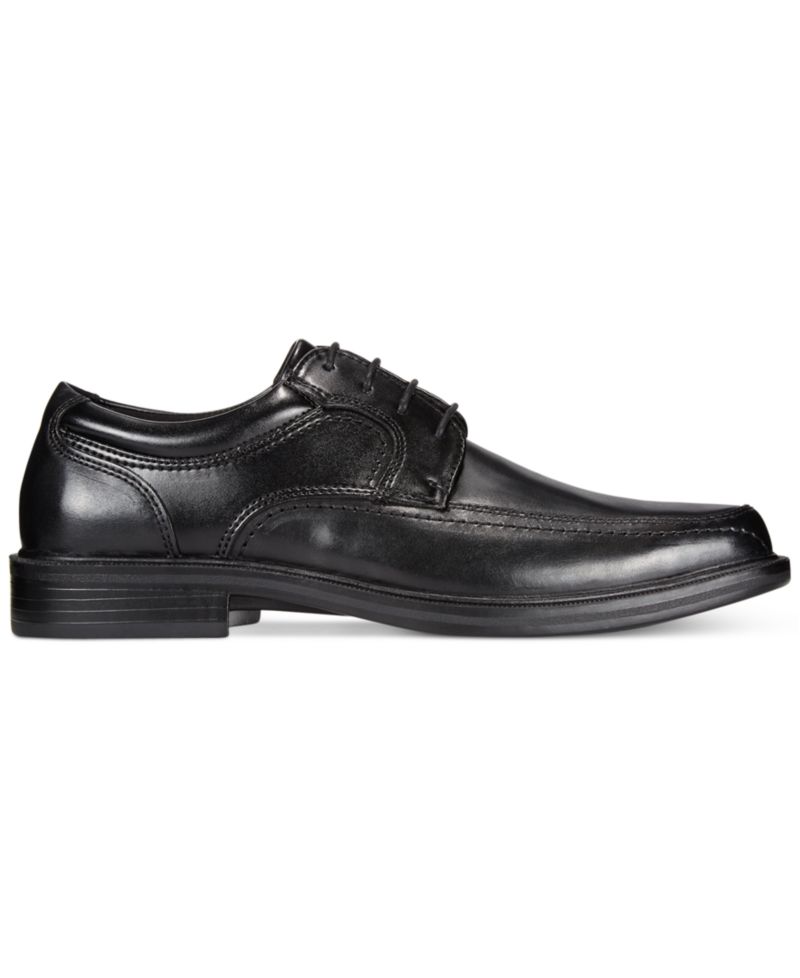 Men's Manvel Faux Leather Oxfords