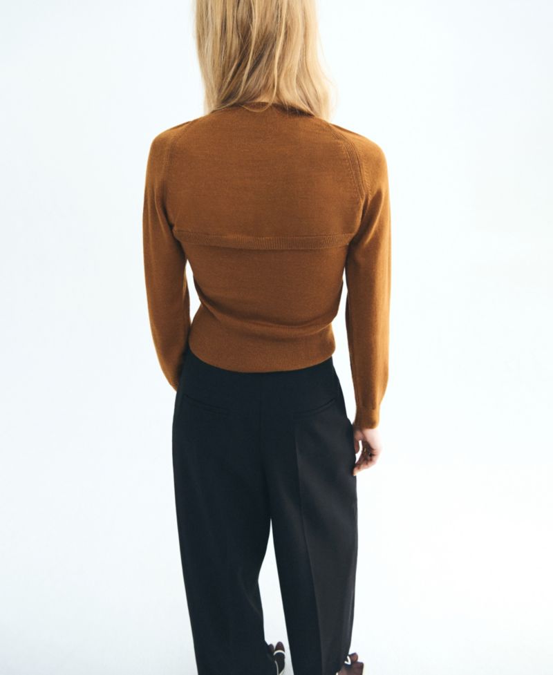 Women's Cardigan-Style Detailing Sweater