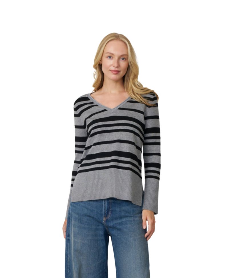 Women's Textured Stripe V-Neck Long-Sleeve Sweater