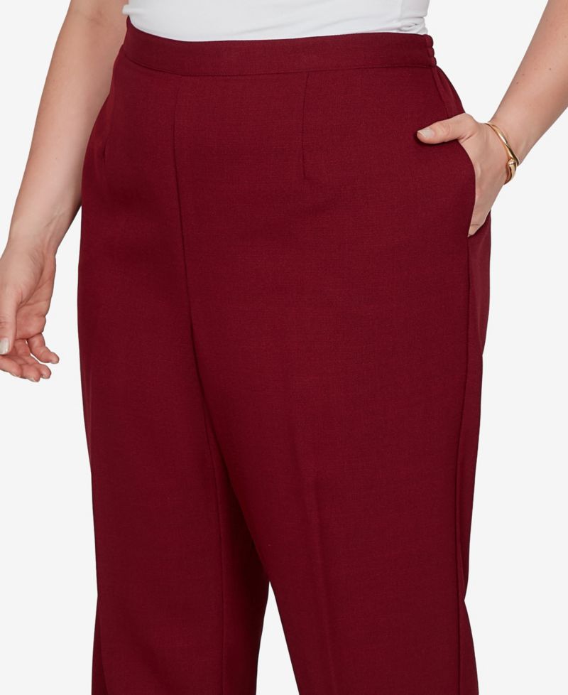 Plus Size Union Square Textured Short-Length Pull-On Pants