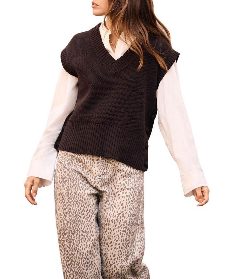 Women's Sleeveless V-Neck Ribbed Trim Sweater Vest