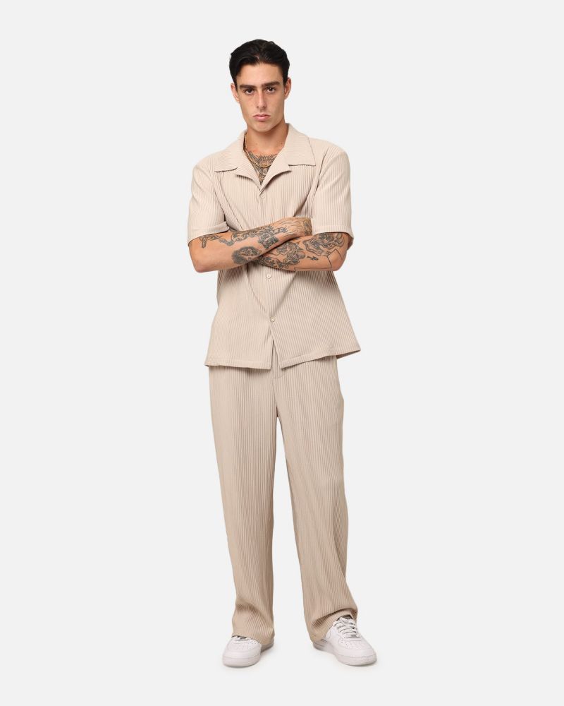 Men's Pleated Button Up Shirt - Tan L