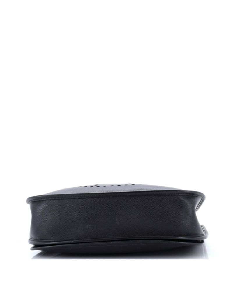 Pre-Owned HERMES Pre-Owned Hermes GM Evelyne Bag Gen II Epsom