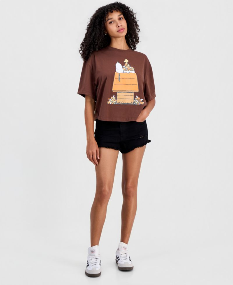 Juniors' Snoopy Boxy Crewneck Tee