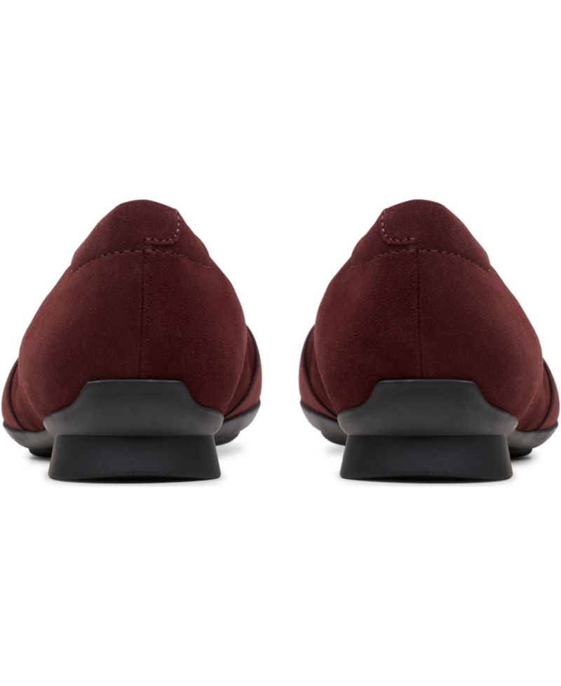Women's Jazmynn Gem Round Toe Flats