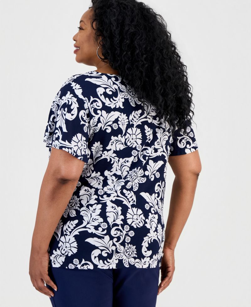 Petite V-Neck Twist Front Top