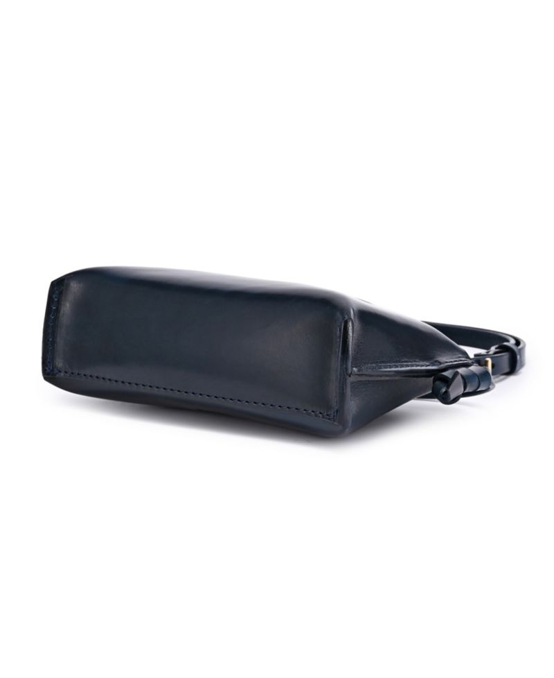 Snapper Vintage Crossbody Bag