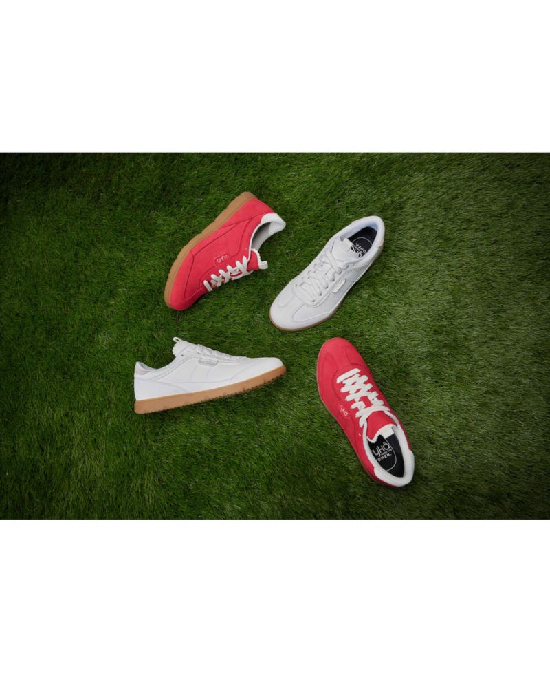 Women's Effortless Lace Up Court Sneakers