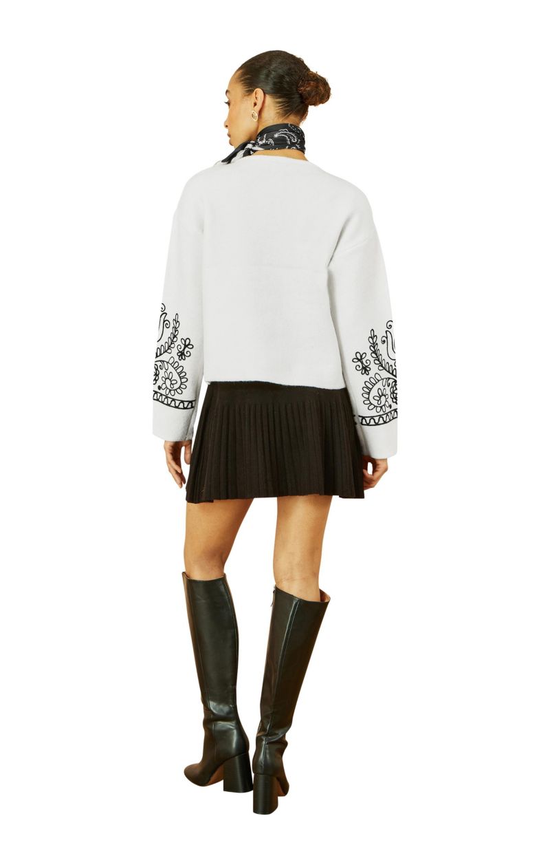 Women's Knitted Folk Edge To Edge Cardi