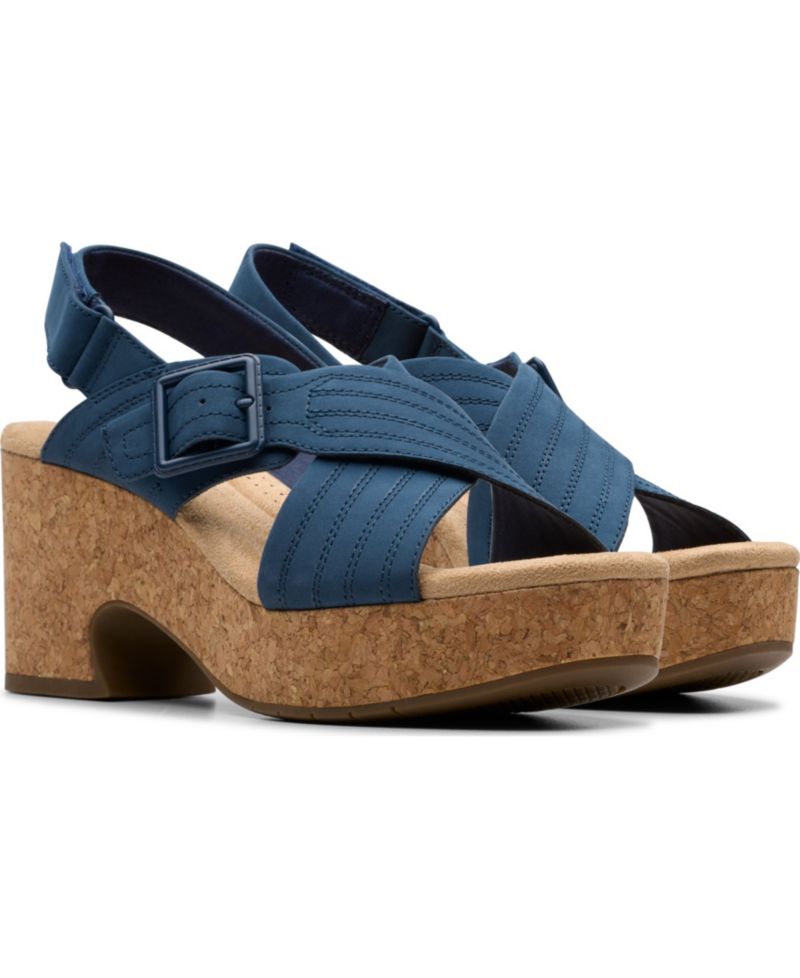 Collection Nerisa West Buckle Wedge Sandals