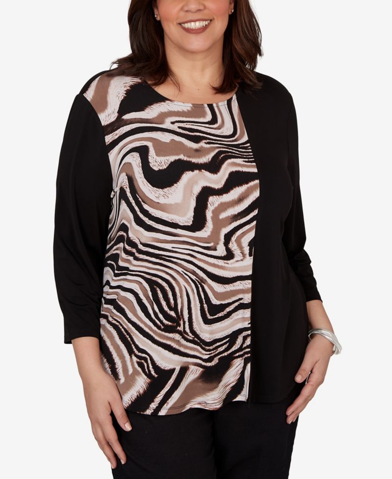 Plus Size Vertical Spliced Animal Puff Printed Top