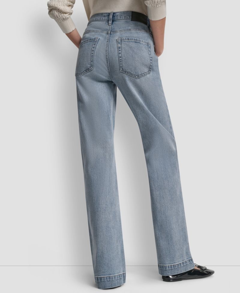 Women's High Rise Relaxed Flare Fit Jeans