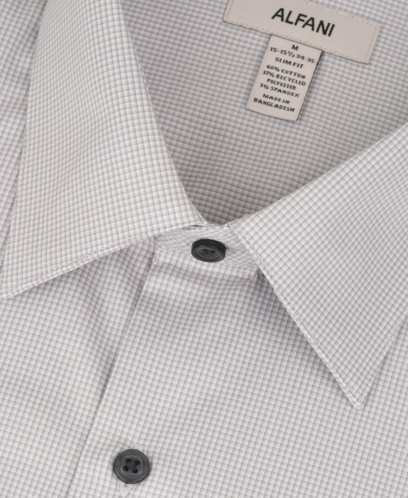 Men's Slim-Fit Spread Collar Dress Shirt