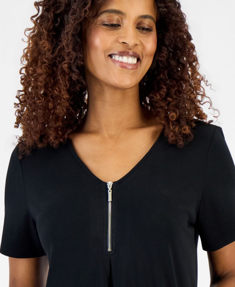 Women's V-Neck Front-Zip Pleated Top