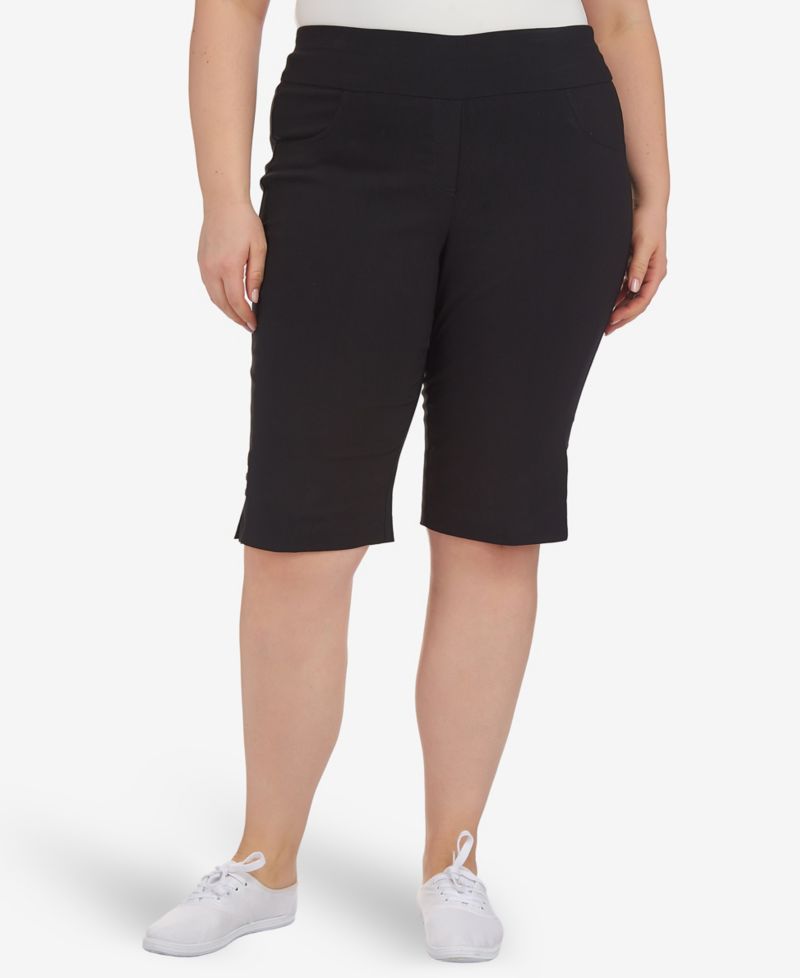 Plus Size Solid Color Tech Stretch Skimmer Shorts